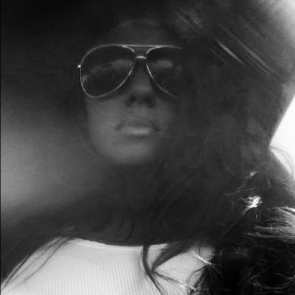 Meet your Posher, Leigh